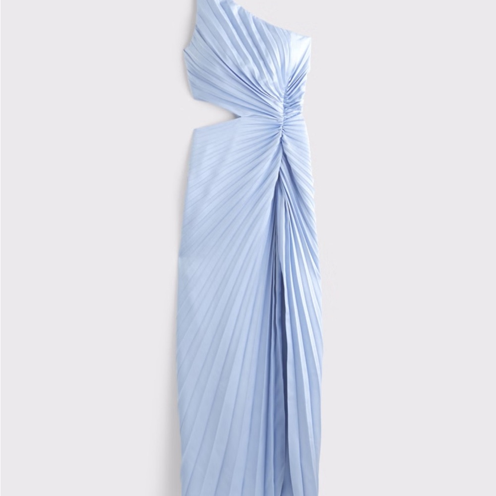 The A&F Giselle Pleated One-Shoulder Cutout Maxi Dress - Picture 3 of 4